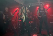 Tamperelainen death metal –yhtye Huoripukki lavalla Turun Reviirissä: keikka katsottavissa.