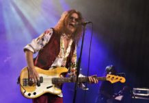 Glenn Hughes liittyi The Dead Daisies -yhtyeeseen: uusi single “Righteous Days” kuunneltavissa.