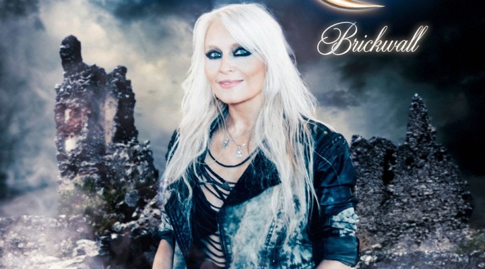 Doro julkaisee kesäkuussa uuden singlen ”Brickwall” ensi vuonna ilmestyvältä levyltä