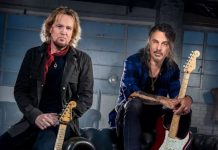 Smith/Kotzen julkaisi uuden livevideon ”Hate and Love”