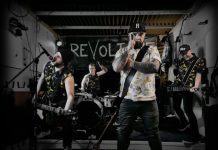 Kotimaisen punkrock-bändi Revoltonen debyyttialbumi ”For The Silent Voices” on julkaistu