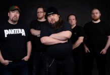 Myrkkykieli julkaisi uuden singlen ja musiikkivideon “Myrkkykieli”, joka edustaa tulevan levyn rätväkämpää osastoa