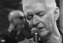 Thunder julkaisi uuden singlen ja lyriikkavideon “Dancing In The Sunshine”