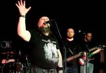 Myrkkykieli-yhtyeen ”Ainiaaksi Ikävään” -livevideo Oulusta 2021 katsottavissa
