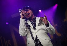 Kaksi viikkoa The Night Flight Orchestran albumin julkaisuun – Viimeinen single ”Give Us The Moon” jatkaa bändin tyylikästä linjaa