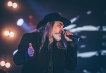 Tarot-vokalisti Tuple Salmela mukaan Circus of Rock -kiertueelle