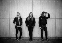 AvAciA julkaisi toisen albuminsa – tuottajana Janne Joutsenniemi