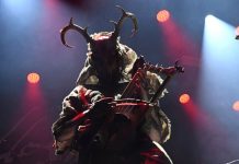 Kallomäki julkaisi coverversion Juha Vainion klassikosta ”Vanhojapoikia Viiksekkäitä”