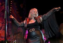 Värikkään sielukas show: Noora Louhimo Experience @Krapin Paja, Tuusula 1.3.2025.