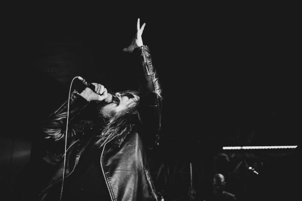 Dark metal -yhtye Monolichtin uusi single ”Alyssa” on synkeä tarina synnistä ja houkutuksista