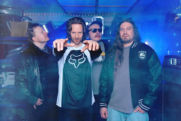 Helsinkiläinen rock-yhtye Split Keys iskee uudella singlellä “Lightning”