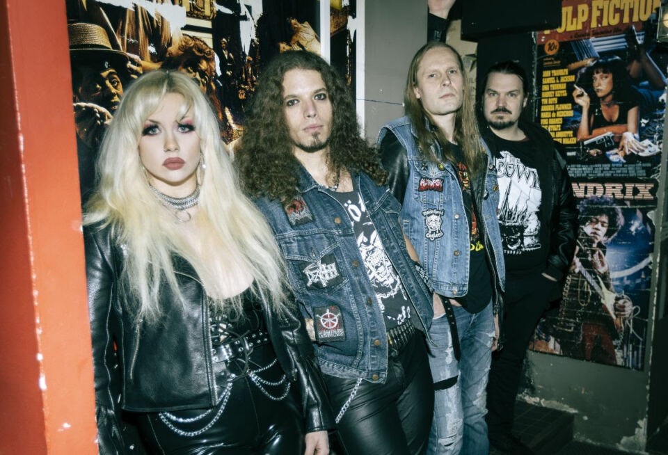 Rebellix tekee paluun julkaisukantaan uudistuneella kokoonpanollaan – “Gimme Gimme Gimme” -single on paluu bändin glam-vaikutteisille juurille