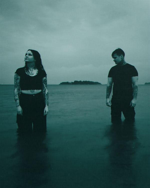 Metalliduo CONTRUST julkaisi uuden singlen ja musiikkivideon “The Endless Seas”