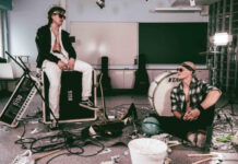 Porilainen rock-duo Unnamed Feeling julkaisee debyyttialbuminsa marraskuussa – ensimmäinen single & video “negative narrative” kuultavissa
